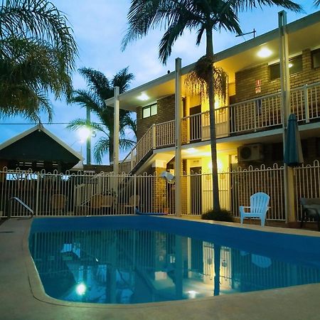 Abel Tasman Waterfront Motel Lakes Entrance Exterior photo